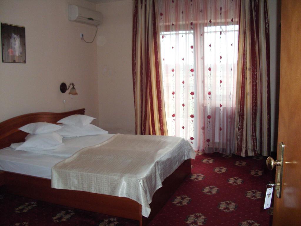 Hotel Coral 萨图马雷 外观 照片